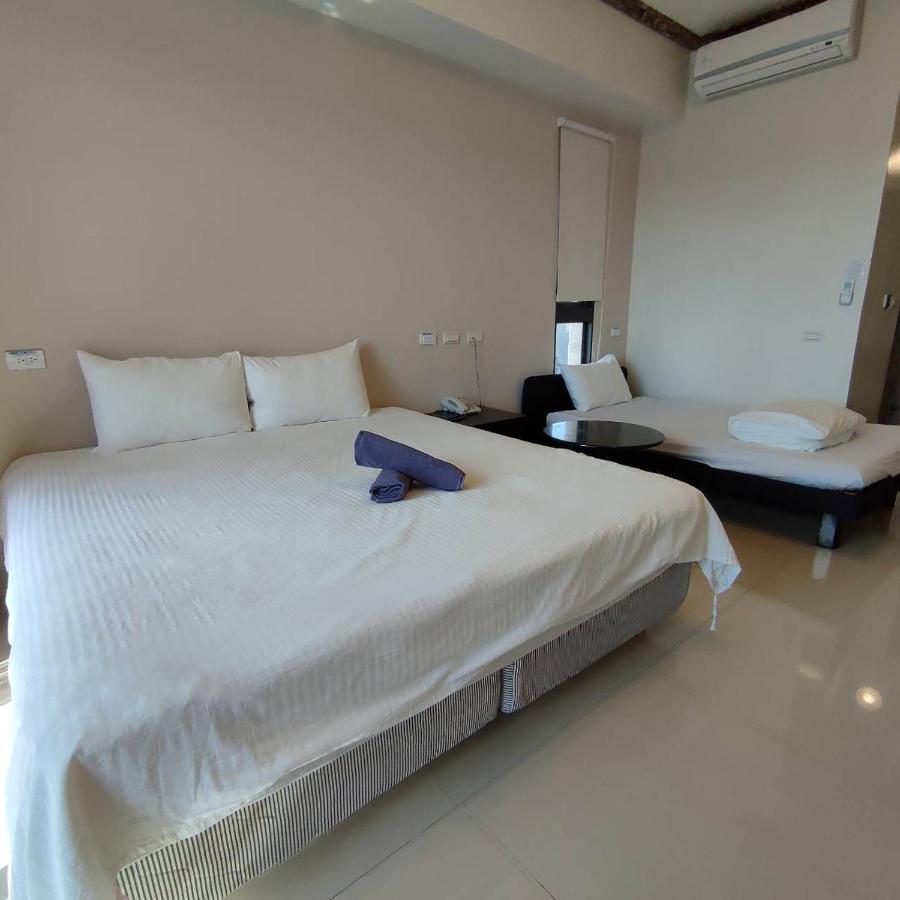 Hotel 墾丁秋莊會館 附限量停車位 不保證有位置 無法事先預留 背包房無車位 預訂後記得加line聯繫 Heng-ch'un Exterior foto